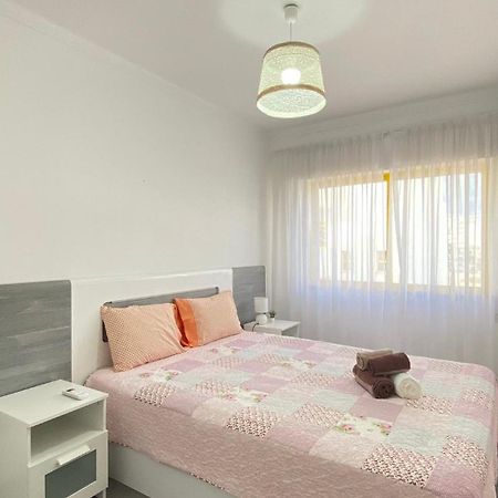 Quarteira Frente Praia II By Homeslow Rentals Esterno foto