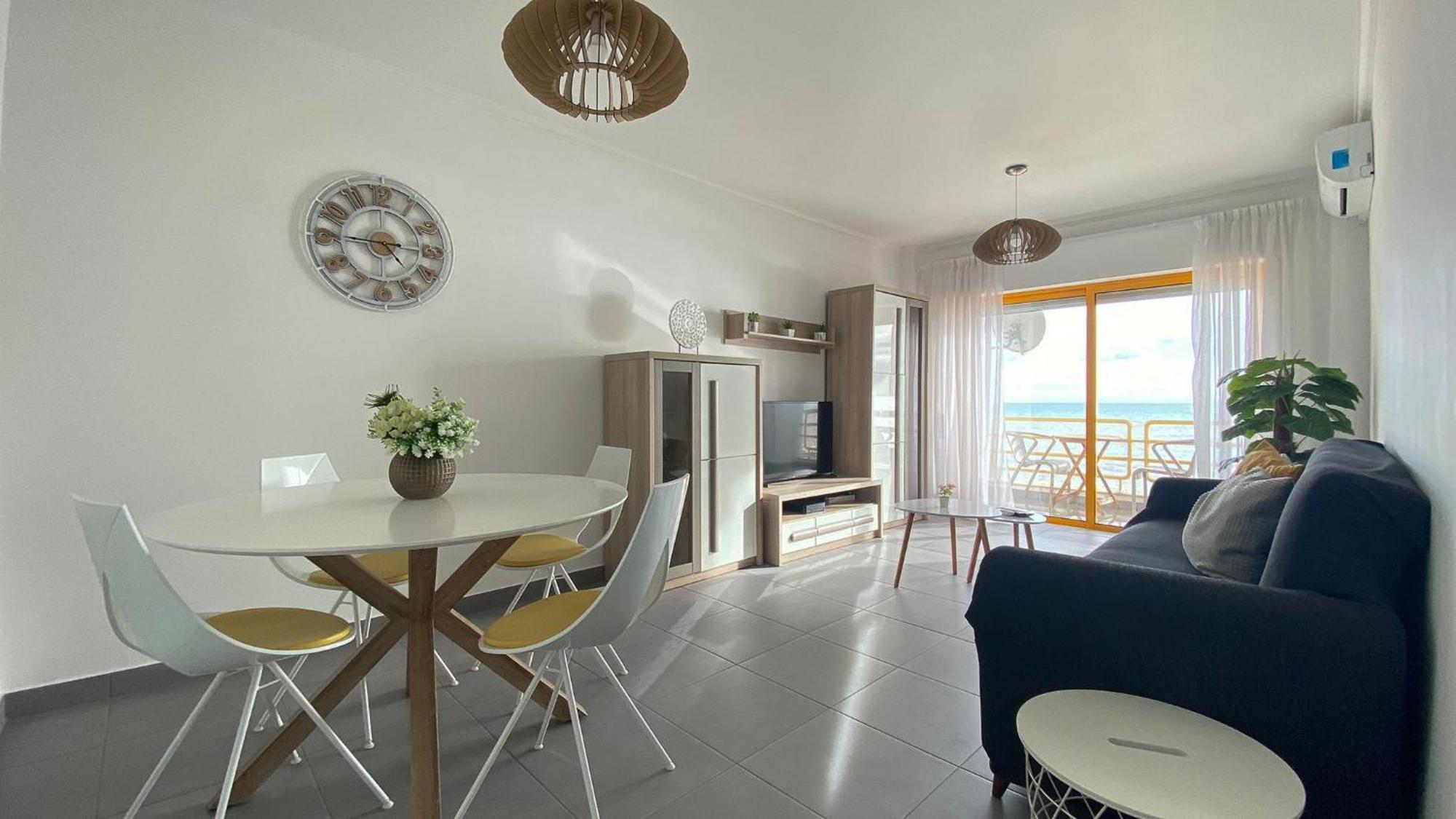 Quarteira Frente Praia II By Homeslow Rentals Esterno foto