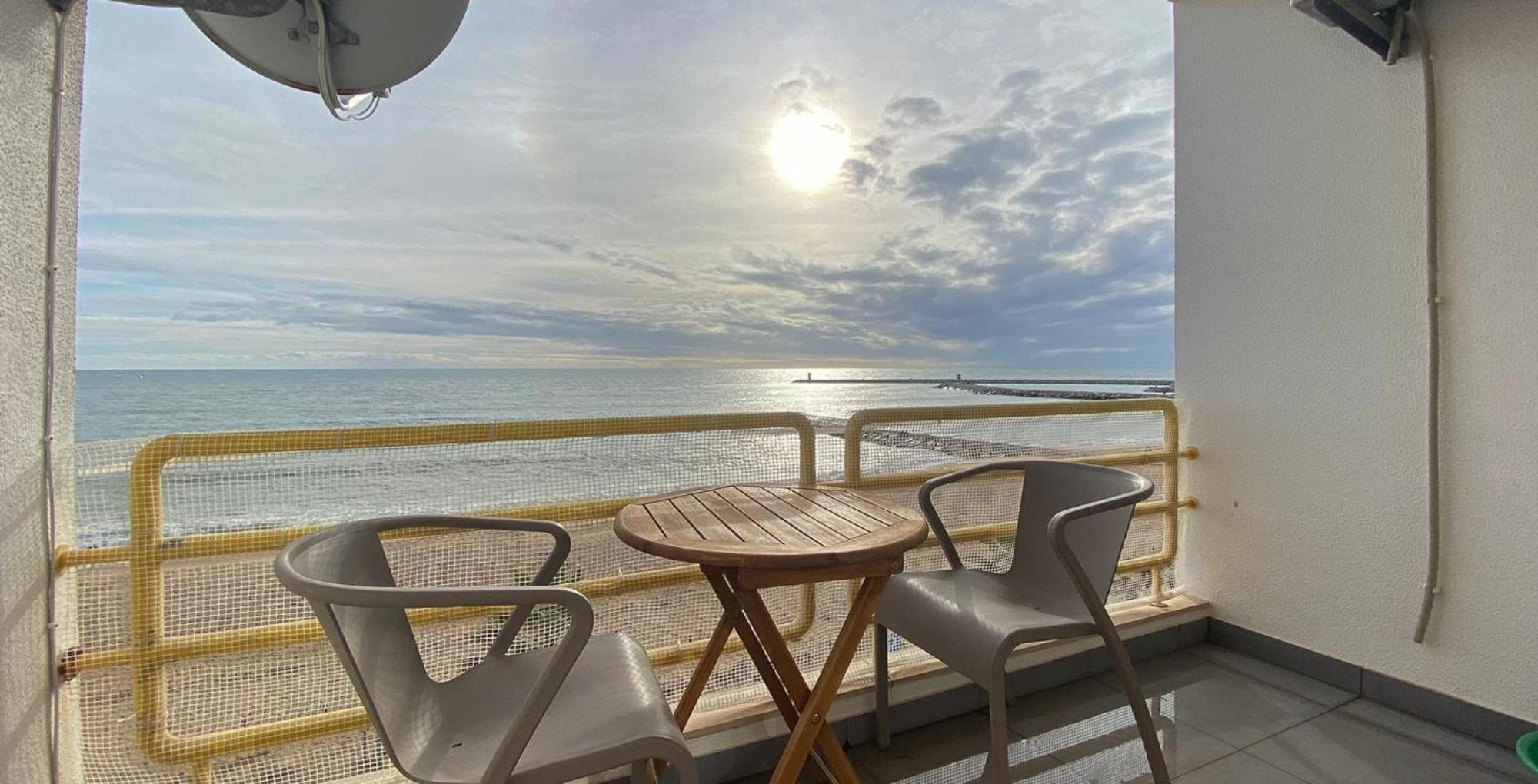 Quarteira Frente Praia II By Homeslow Rentals Esterno foto